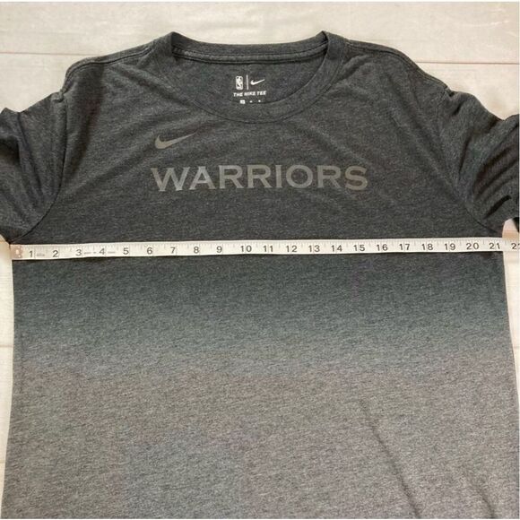 The Nike Tee Dri-Fit Golden State Warriors Gray Ombré Shirt Size Medium - Picture 7 of 13